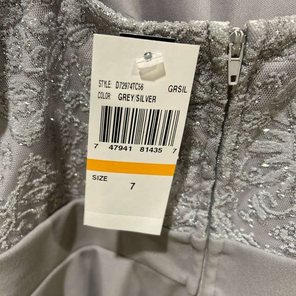 Speechless Gray sparkle dress size 7 - Picture 5 of 6